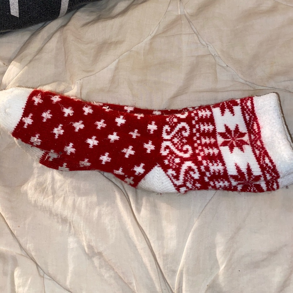 Fuzzy cabin socks